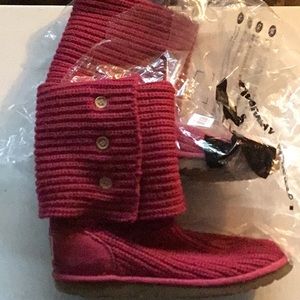 Ugg cranberry cable knit boots
